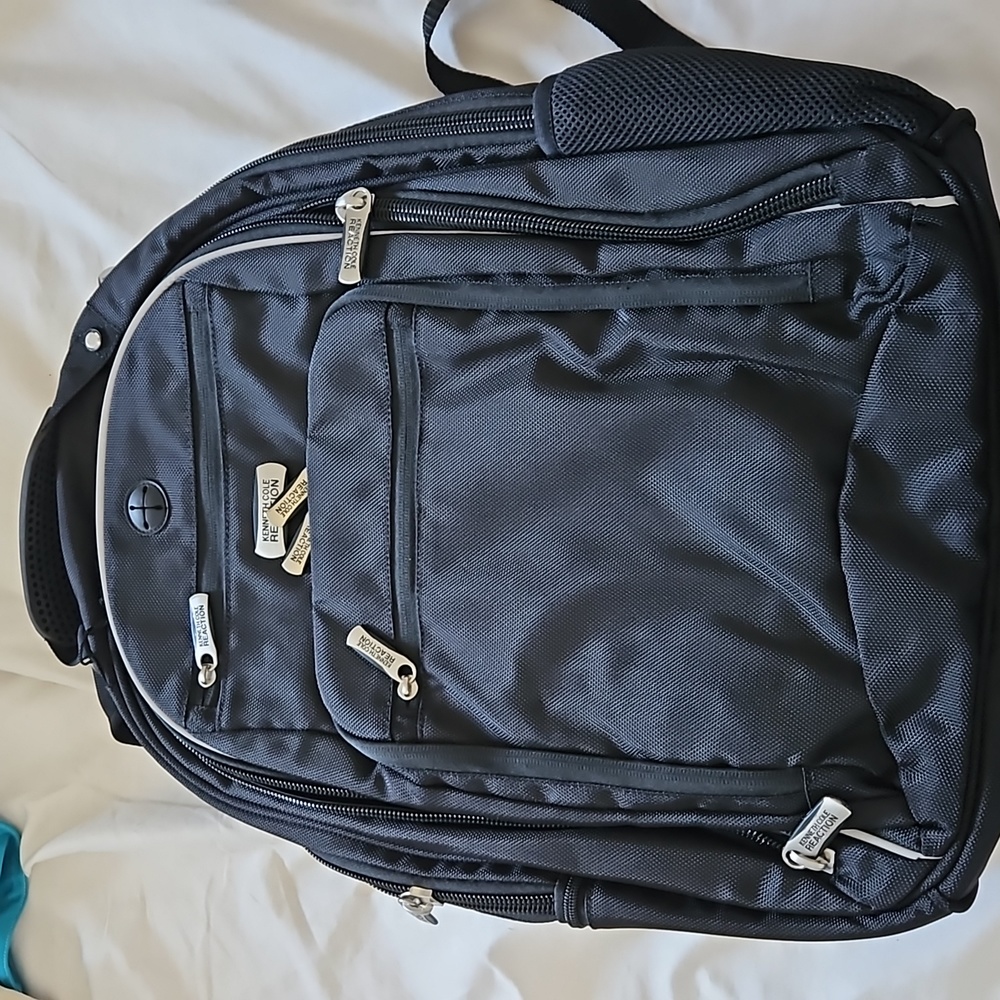NWT. KENNETH COLE REACTION BACKPACK,